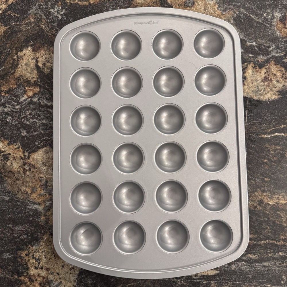 Pampered Chef Pan For Donut Holes, Cake Pops, Mini Muffins Turquoise Bottom